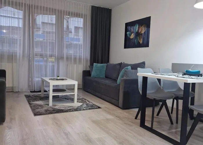 Aleksandra シフィノウイシチェ